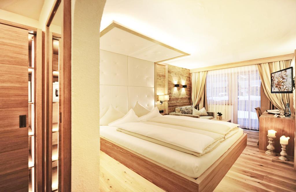 Salnerhof Superior Lifestyle Resort Ischgl Ruang foto